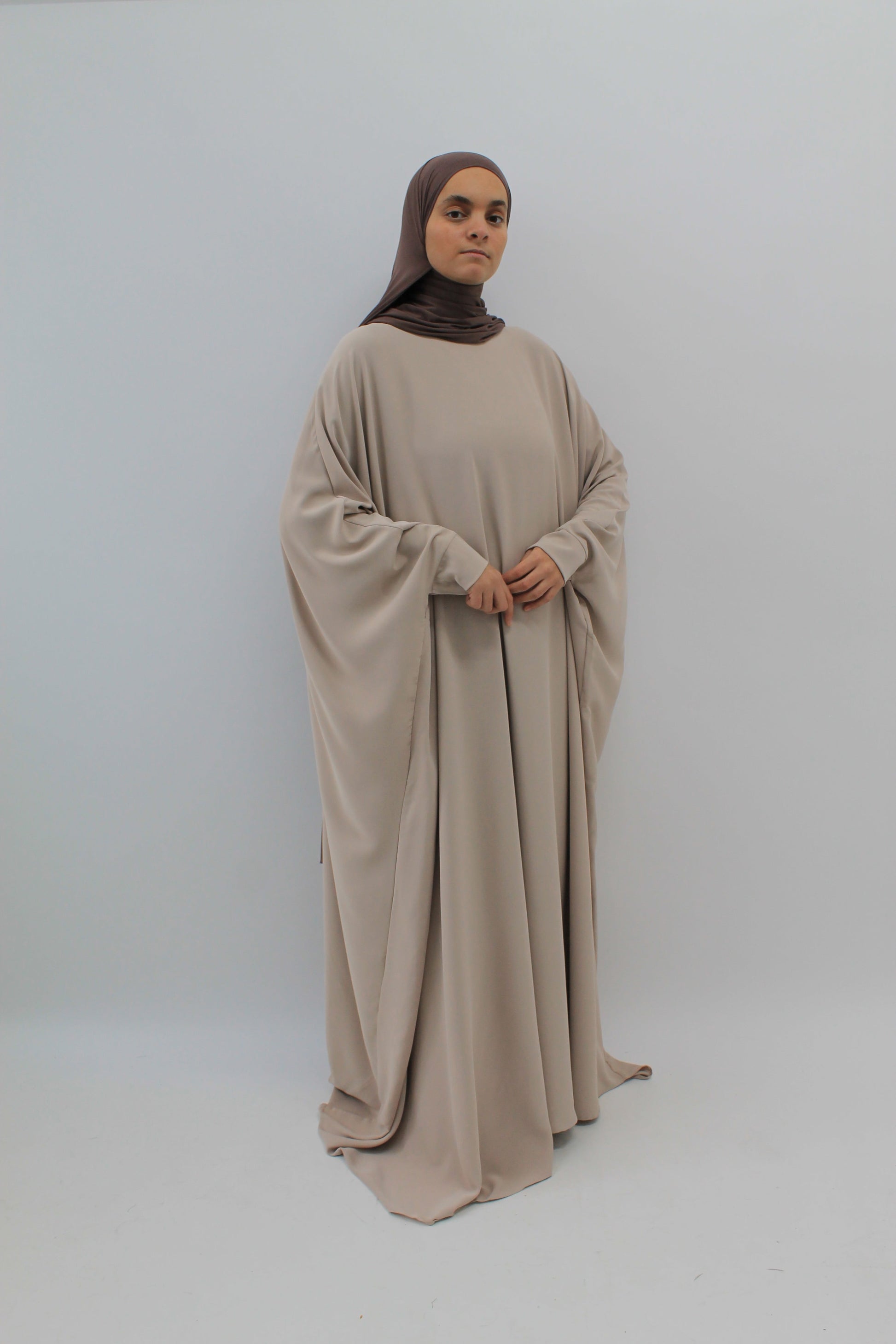 LA ABAYA QAMAR Taupe